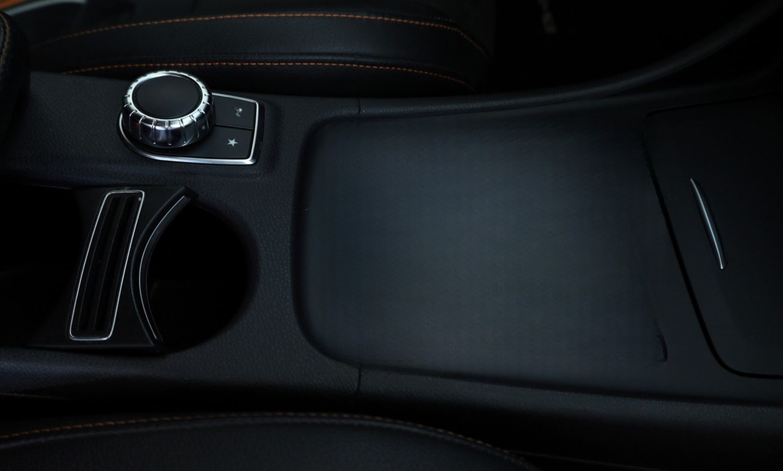 Mercedes-Benz CLA 45 AMG Shooting Brake CLA 45 AMG 4Matic Oran foto 13