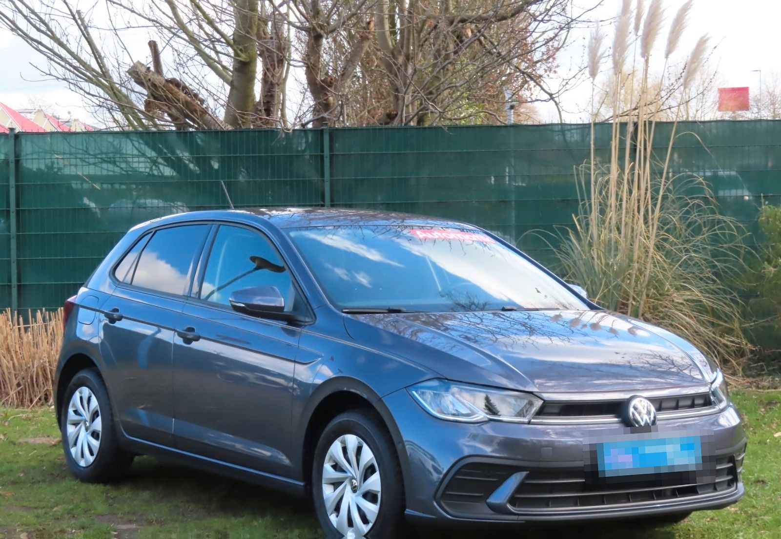 Volkswagen Polo VI Life "Automatik-Grau-Met. sehr gepflegt" foto 3