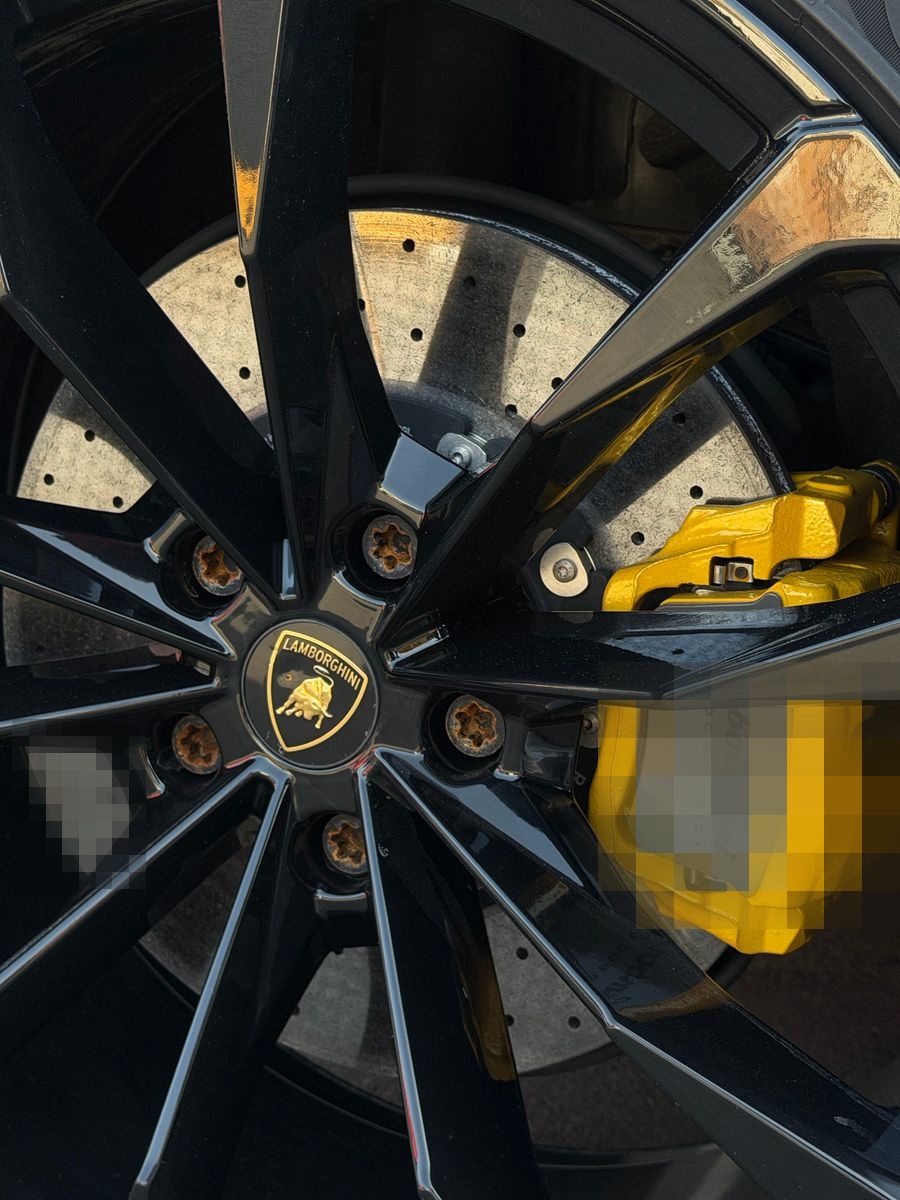 Lamborghini Urus 4.0 V8 Autom. foto 12
