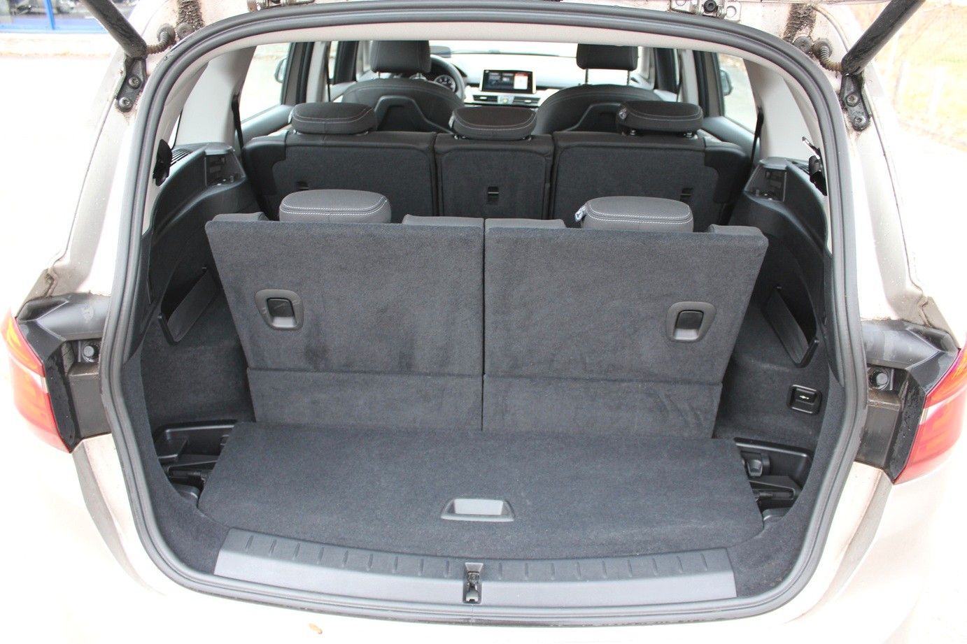 BMW 218d Gran Tourer Advantage 7Sitzer-Navi-LED-1.Hd foto 10