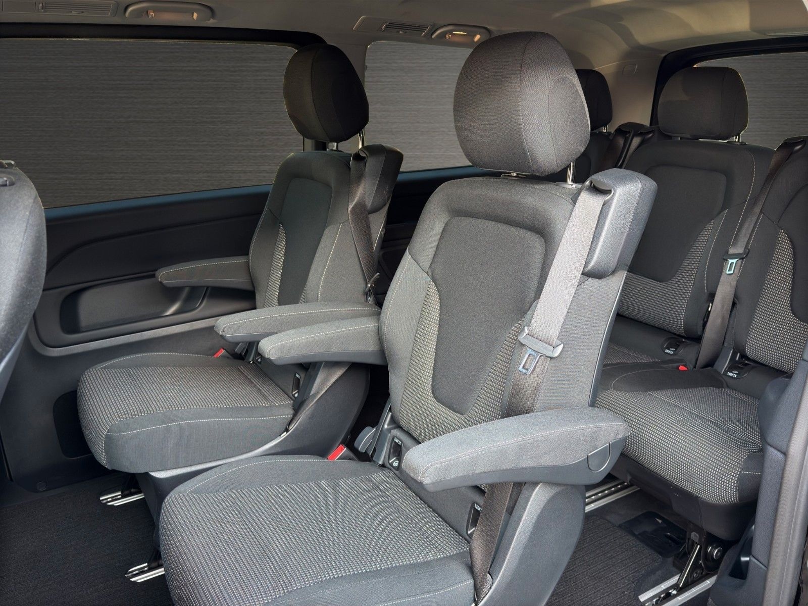 Mercedes-Benz V 250d STYLE lang LED Kamera SHZ AHK DAB 1.Hand foto 11