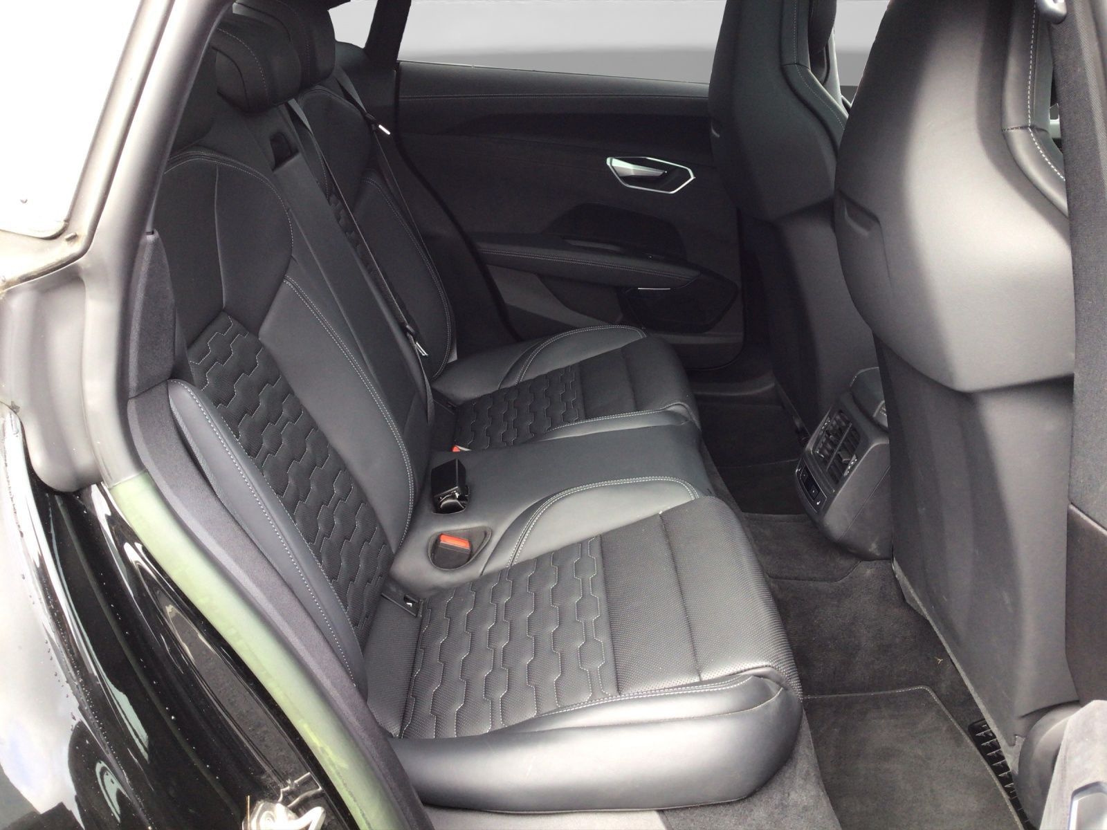 Audi RS e-tron GT LM21 MATRIX OPS+ PRIVACY foto 6