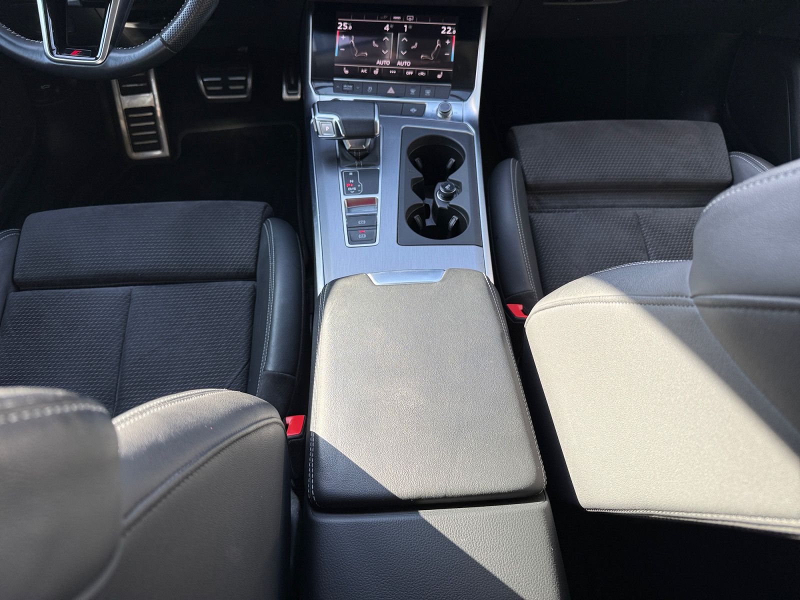 Audi A6 Avant sport 55TFSIe quattro S-trc Matrix AHK foto 8