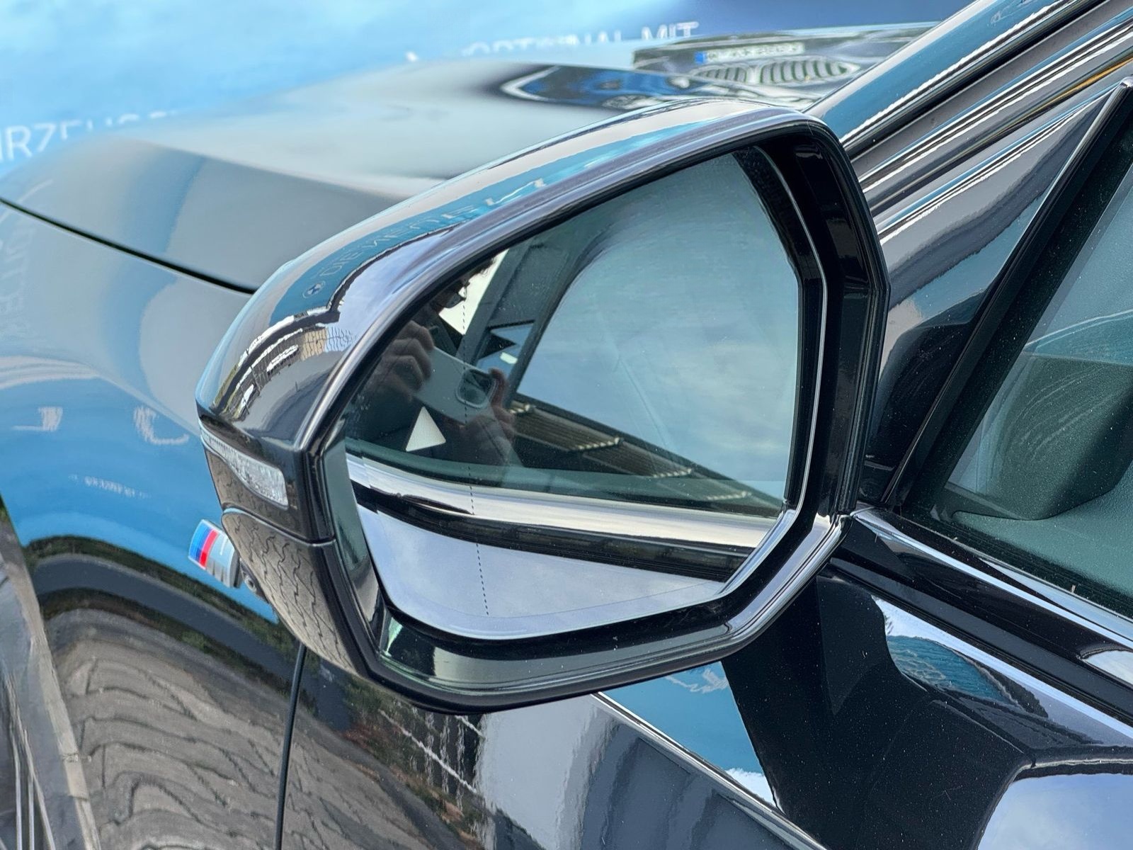 BMW 520d xDrive Limo M Sport PANO h&k DA+ PA+ St-Hzg foto 19