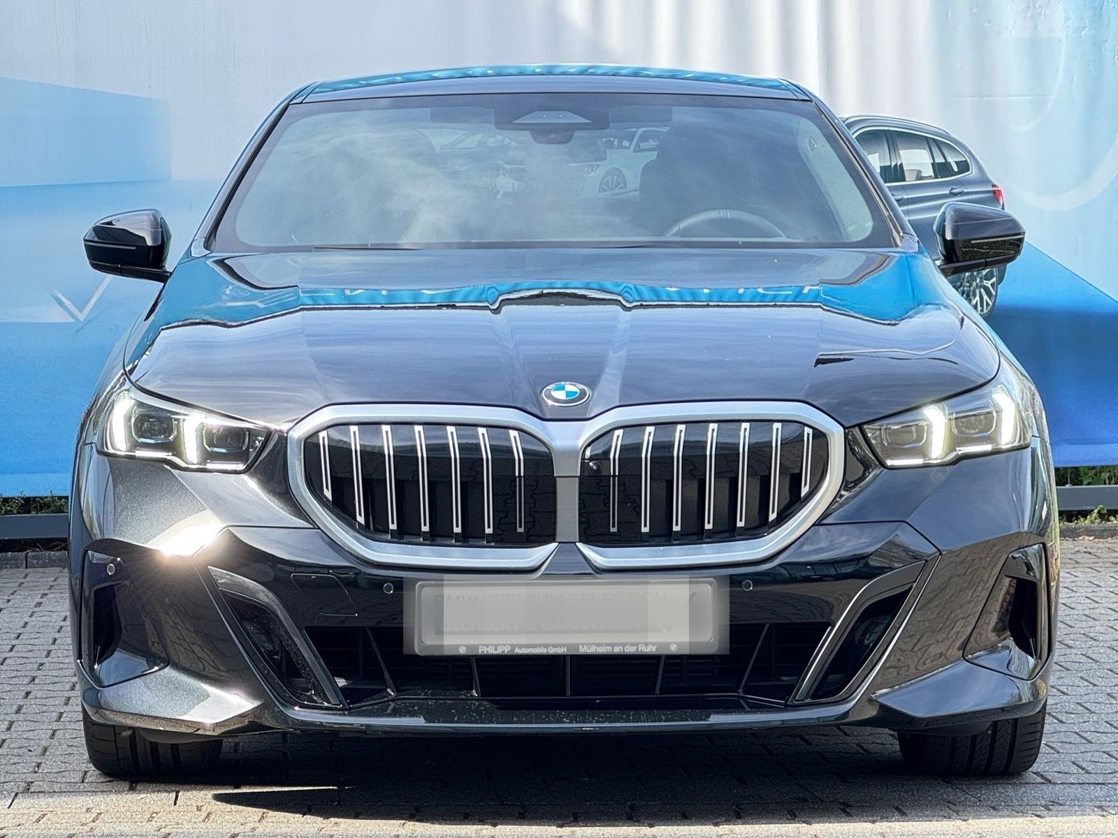 BMW 520d xDrive Limo M Sport PANO h&k DA+ PA+ St-Hzg foto 22