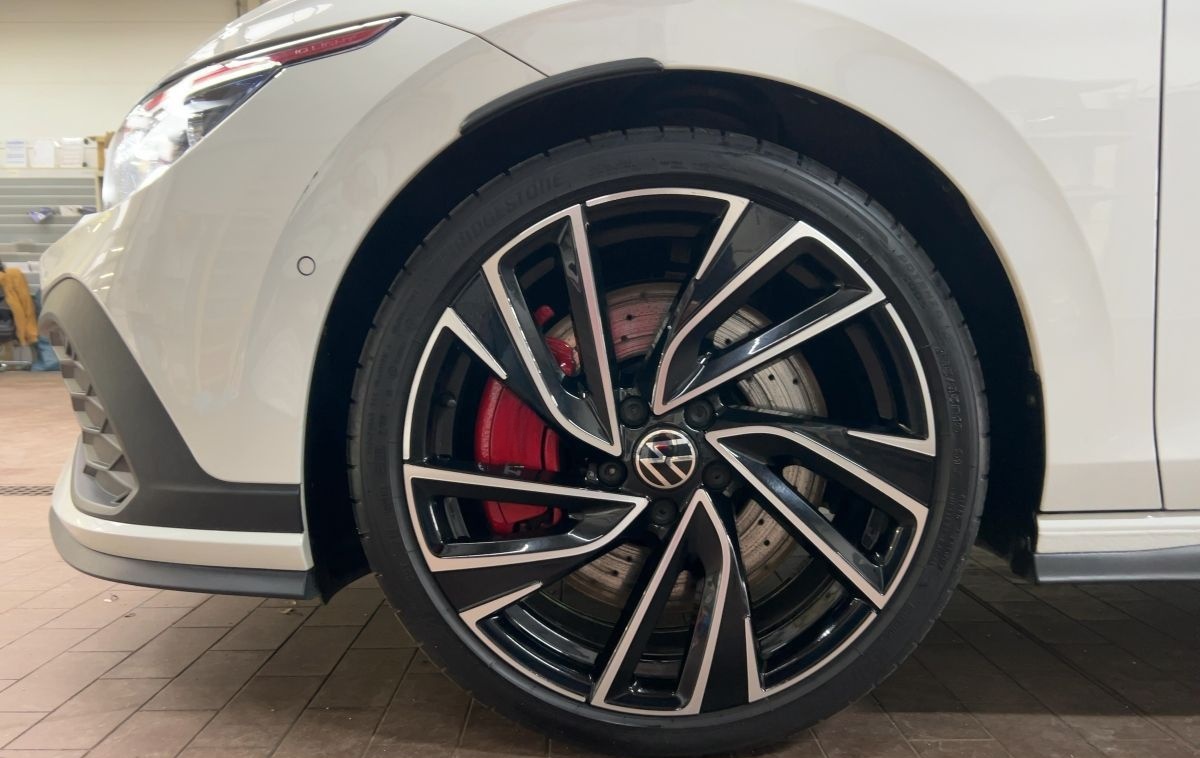 Volkswagen Golf VIII 2.0 TSI GTI DSG Clubsport Pano IQ.Ligh foto 15