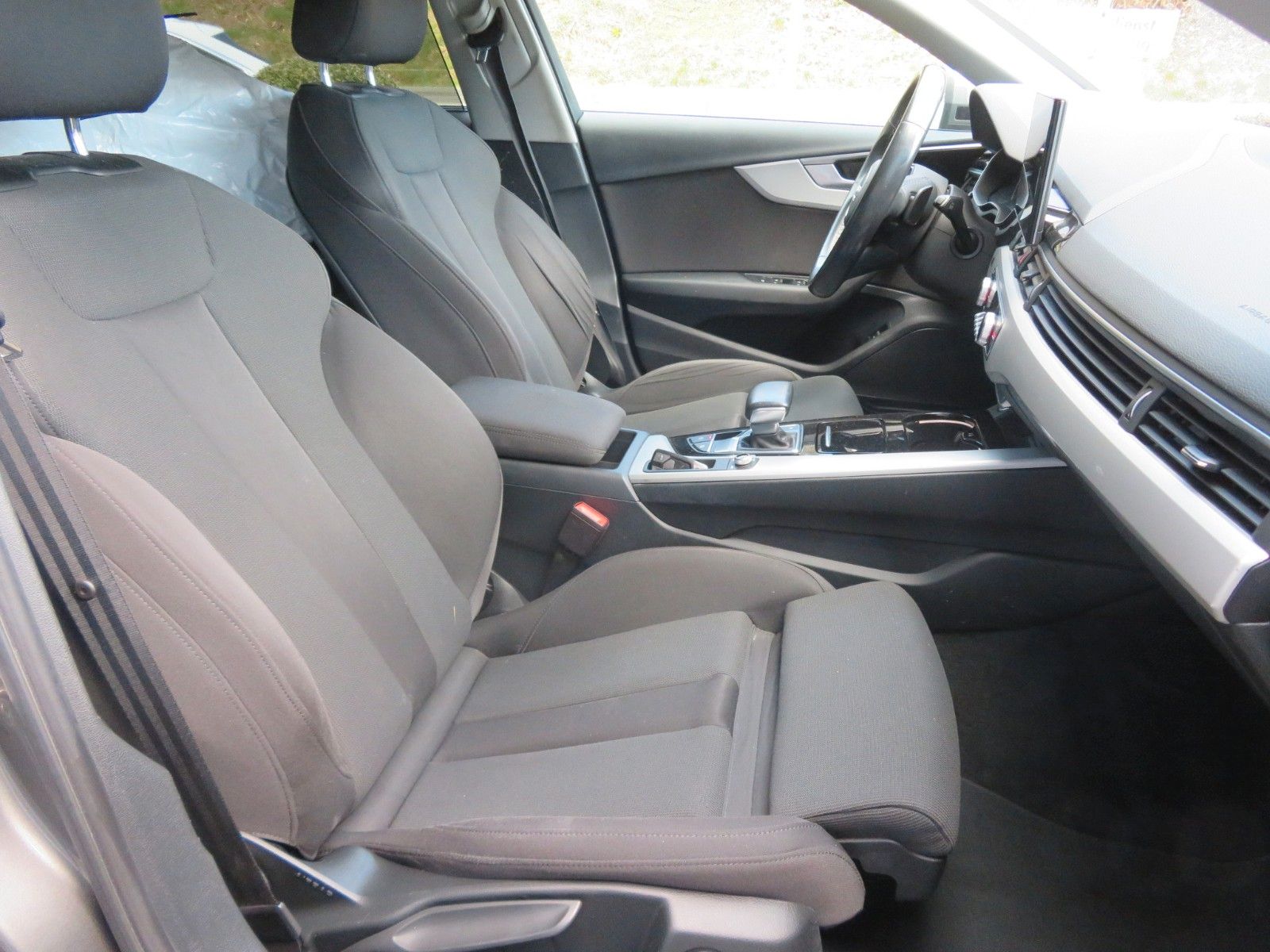 Audi A4 AVANT 35TDI S-TRON ADVANCED LED STANDHEIZUNG foto 18