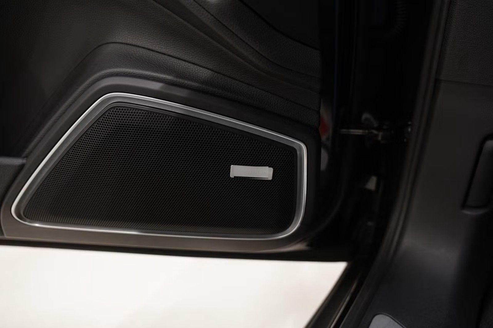 Porsche Panamera Sport Turismo 4 Edition 10 Jahre foto 17