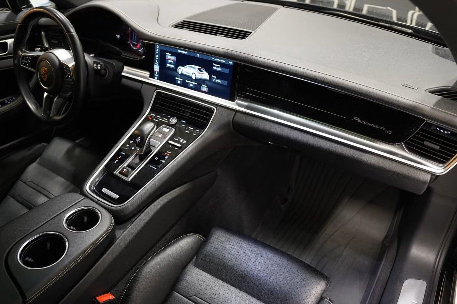 Porsche Panamera Sport Turismo 4 Edition 10 Jahre foto 19