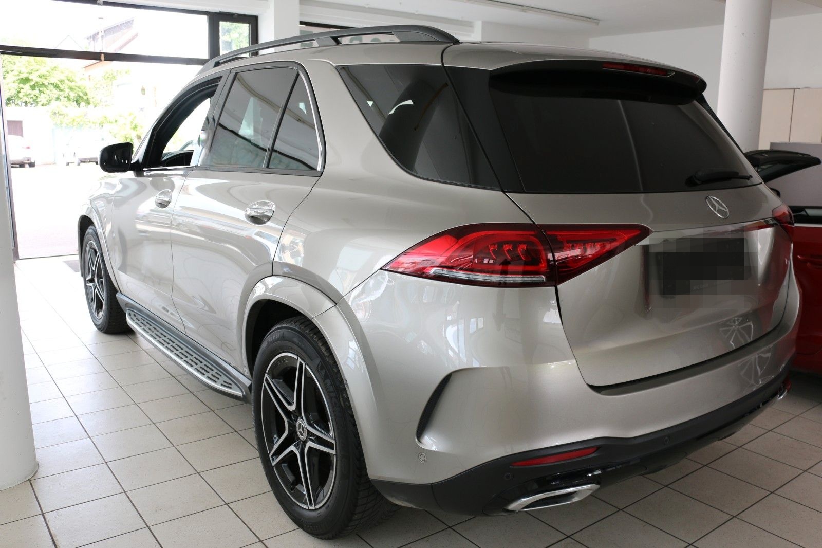 Mercedes-Benz GLE 300 d 4Matic/AMG/Head Up/Pano/AHK/Night foto 4