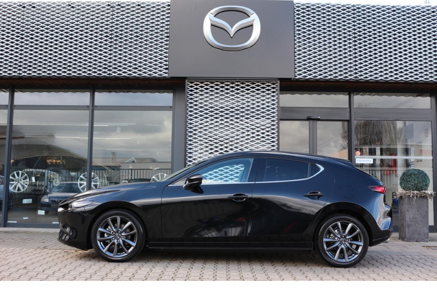 Mazda 3 SKYACTIV-G 2.0 SELECTION+18 ZOLL+BOSE+360CAM foto 2
