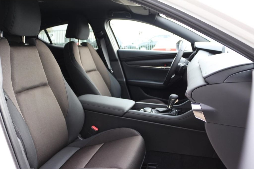 Mazda 3 SKYACTIV-G 2.0 SELECTION+18 ZOLL+BOSE+360CAM foto 10