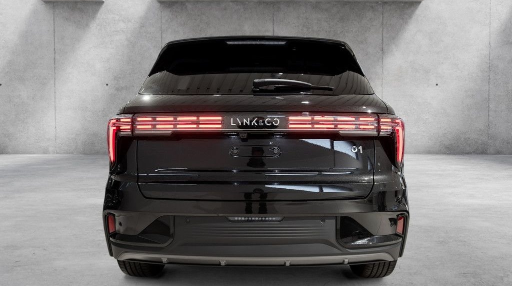 Lynk&Co 01 PHEV More MEMORY SITZHEIZUNG PANORAMADACH foto 4