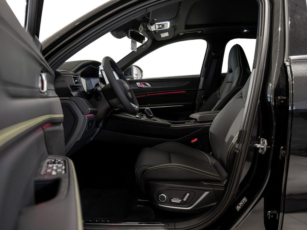 Lynk&Co 01 PHEV More MEMORY SITZHEIZUNG PANORAMADACH foto 6