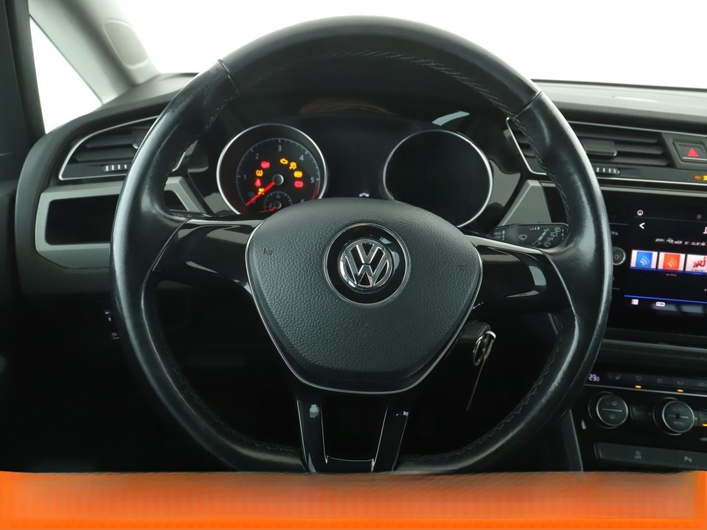 Volkswagen Touran 1.6 TDI Comfortline BM Aut.*7-SITZER*NAVI foto 19