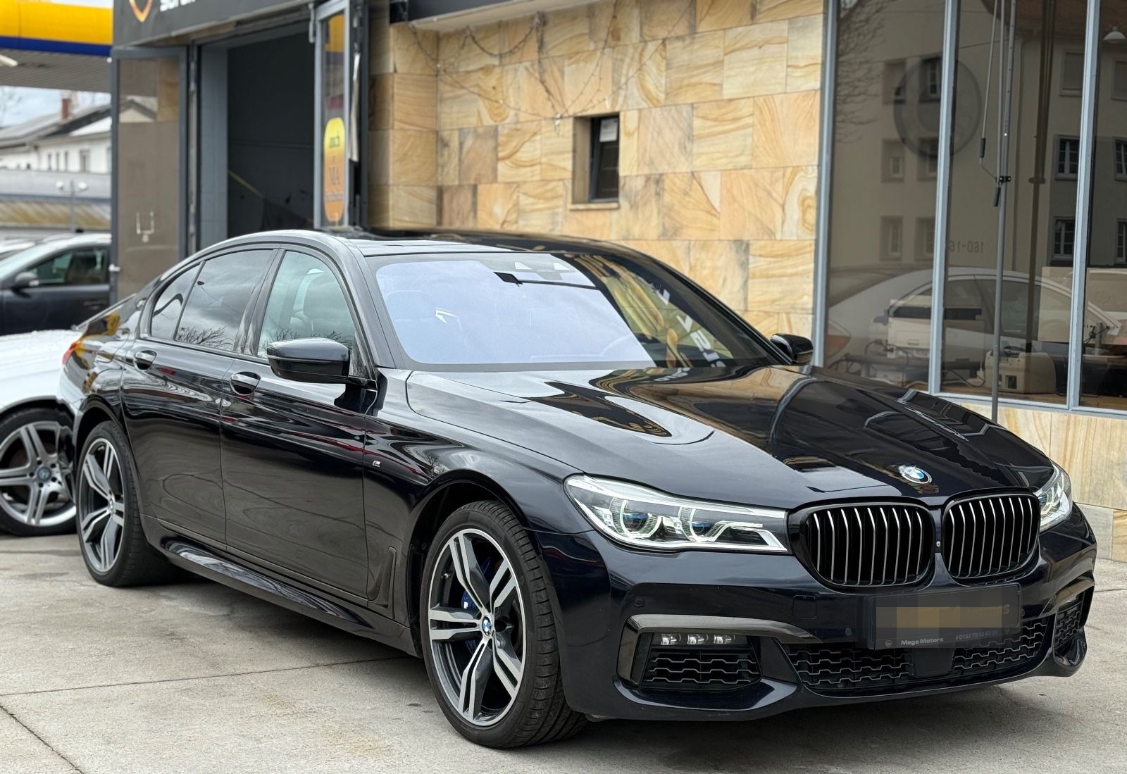 BMW 750 d xDrive M-Packet Head-Up Acc 2Hand Leder foto 3