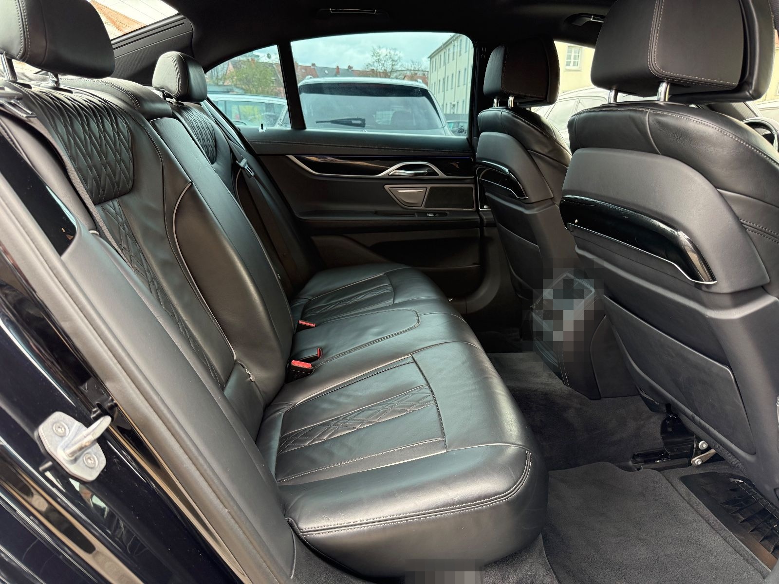 BMW 750 d xDrive M-Packet Head-Up Acc 2Hand Leder foto 8