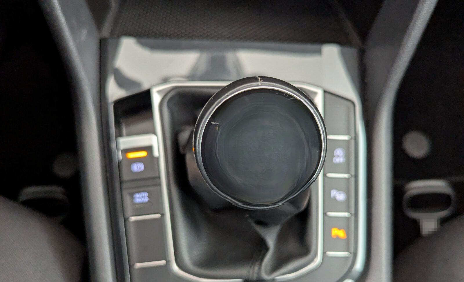 Volkswagen Tiguan 1.5 TSI Comfortline AHK+SHZ+RFK+BLUETOOTH foto 23