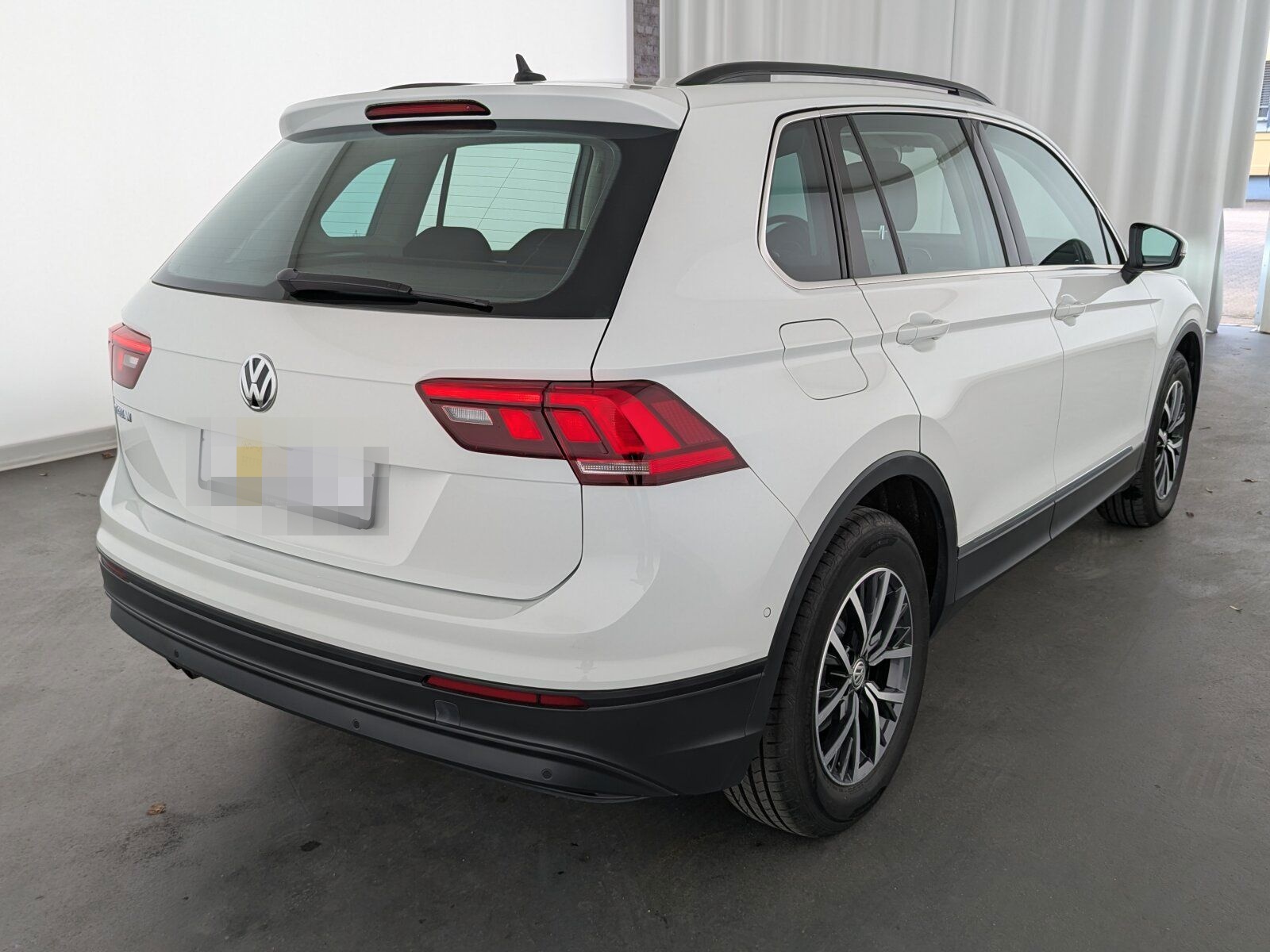Volkswagen Tiguan 1.5 TSI Comfortline AHK+SHZ+RFK+BLUETOOTH foto 6