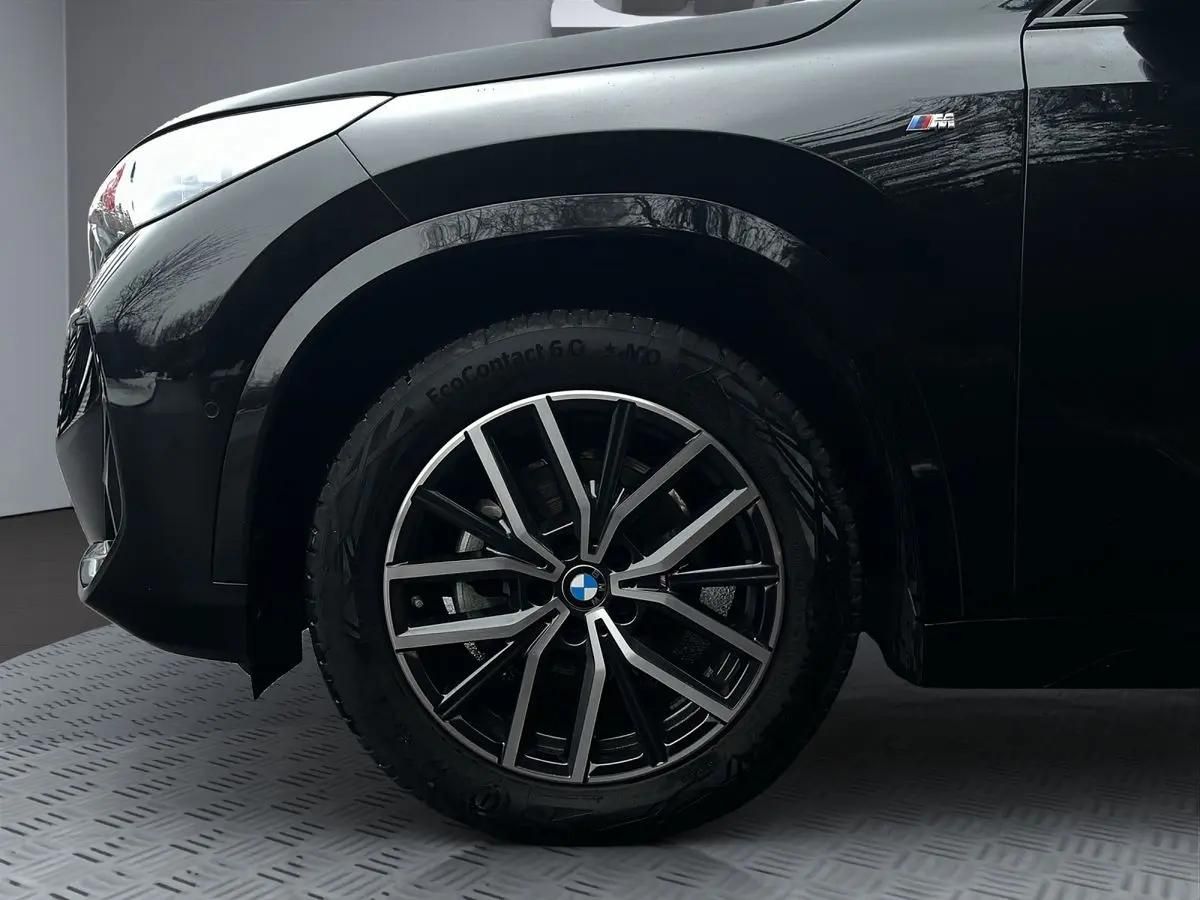 BMW X1 sDrive18i | M-SPORT | AHK | Pano foto 19