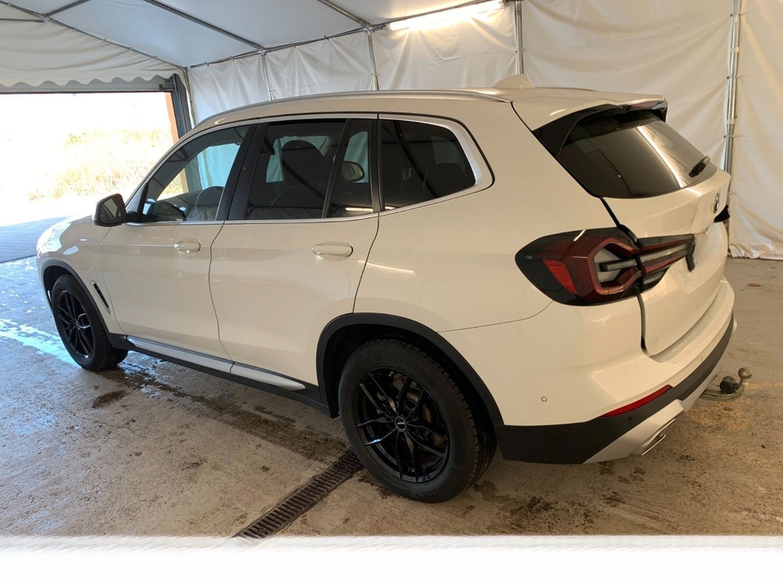 BMW X3 20 d xDr LASER | KAM | AHK | KEYLESS | STANDH foto 7