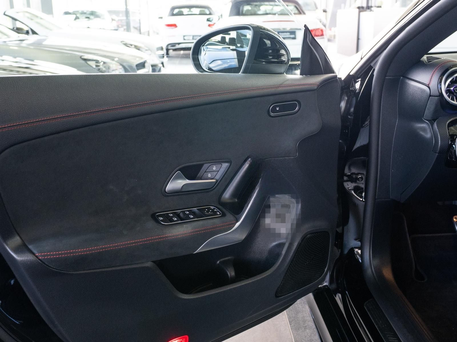 Mercedes-Benz CLA 35 4M 7G-DCT *PANO*R-KAMERA*1.HD*AMBIENTE* foto 11