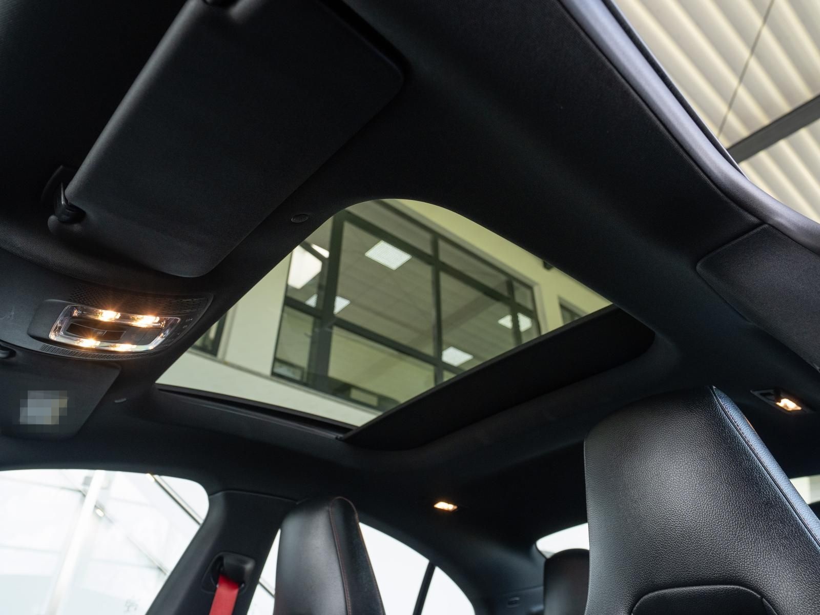 Mercedes-Benz CLA 35 4M 7G-DCT *PANO*R-KAMERA*1.HD*AMBIENTE* foto 12