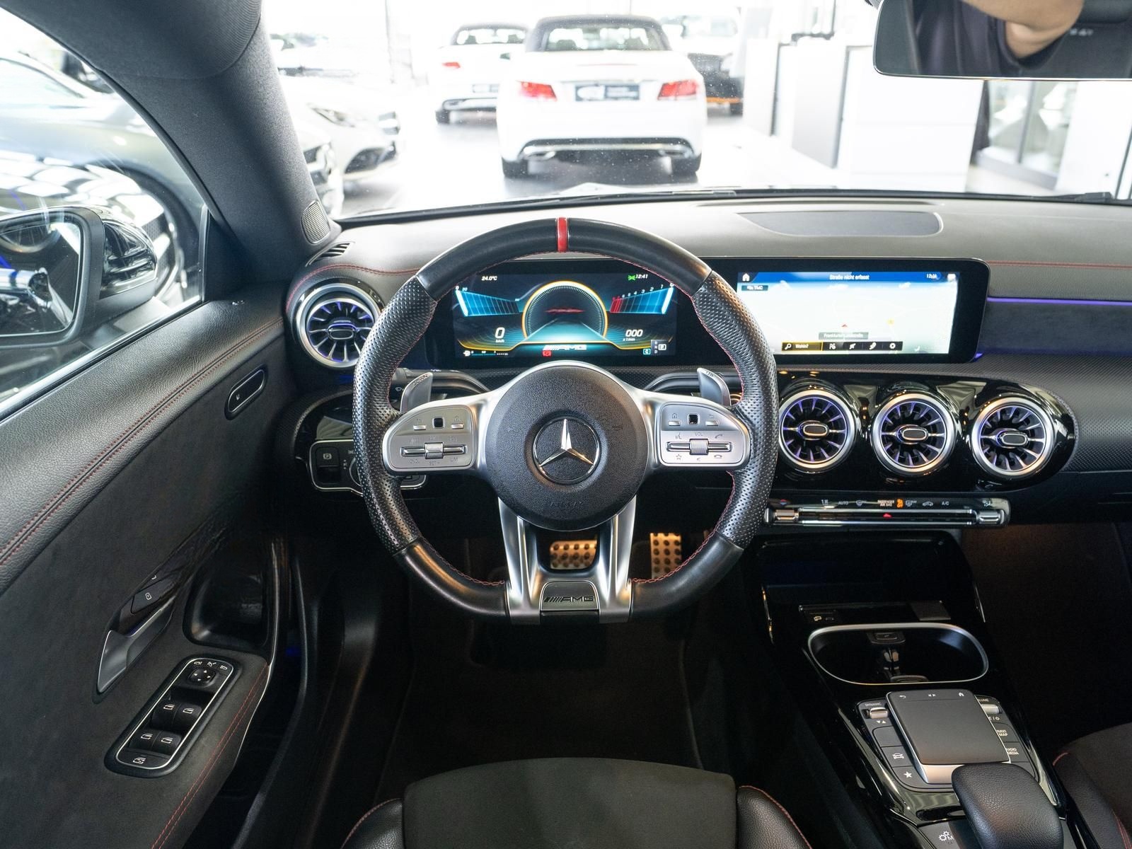 Mercedes-Benz CLA 35 4M 7G-DCT *PANO*R-KAMERA*1.HD*AMBIENTE* foto 16