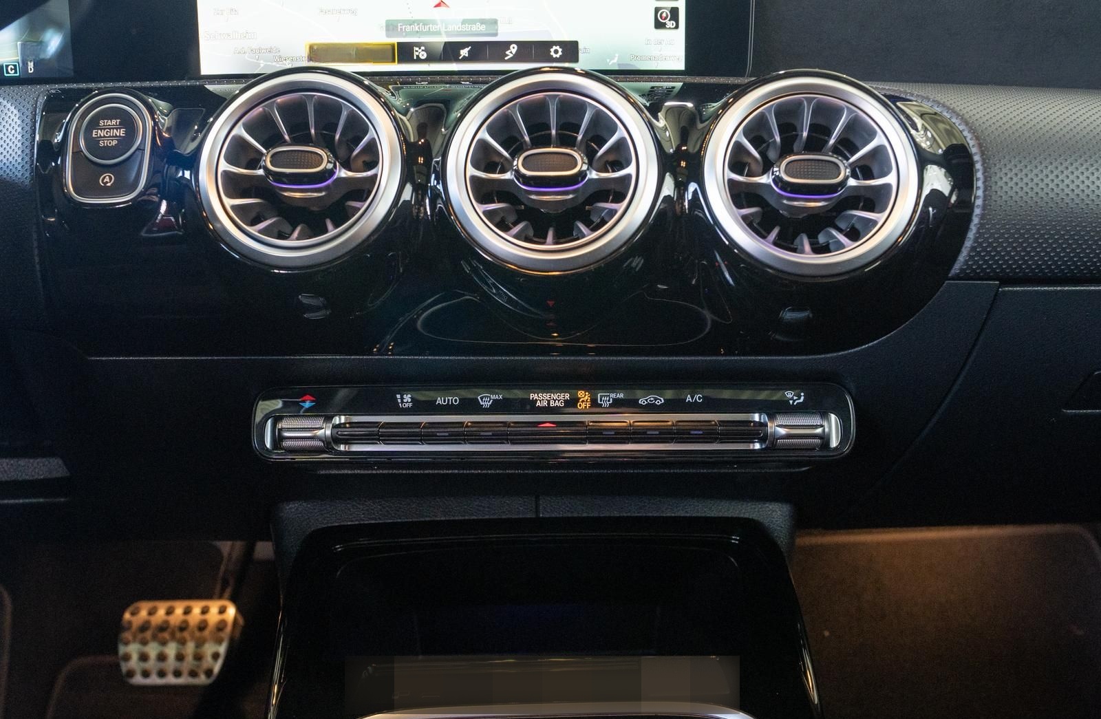 Mercedes-Benz CLA 35 4M 7G-DCT *PANO*R-KAMERA*1.HD*AMBIENTE* foto 19