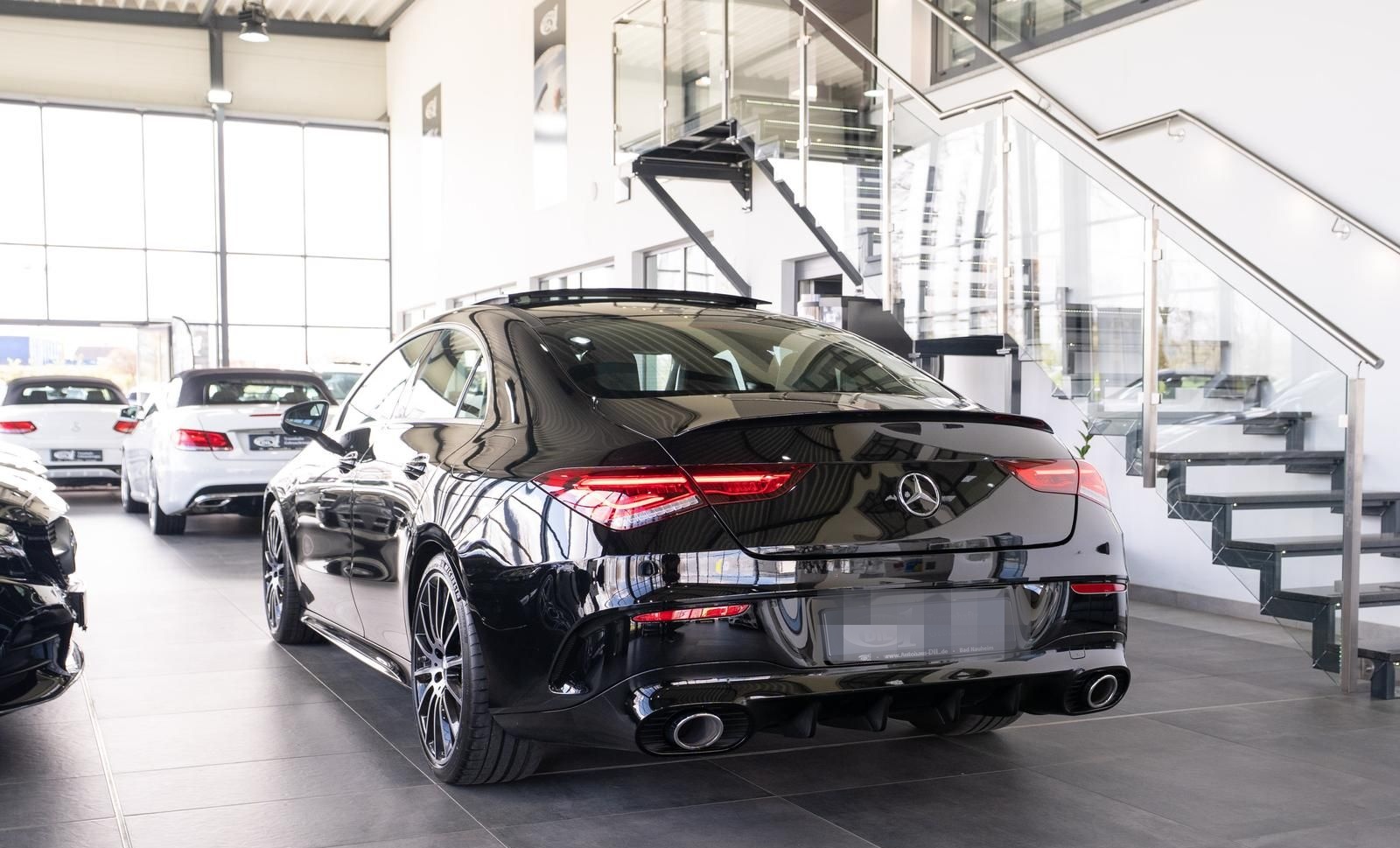 Mercedes-Benz CLA 35 4M 7G-DCT *PANO*R-KAMERA*1.HD*AMBIENTE* foto 5