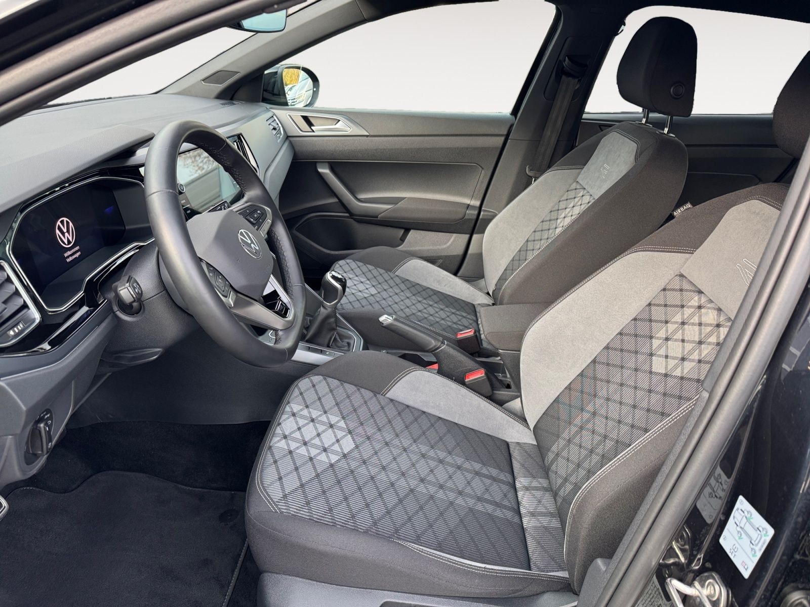 Volkswagen Taigo 1.0 TSI R-Line *LED*Navi*Sitzheizung* foto 10