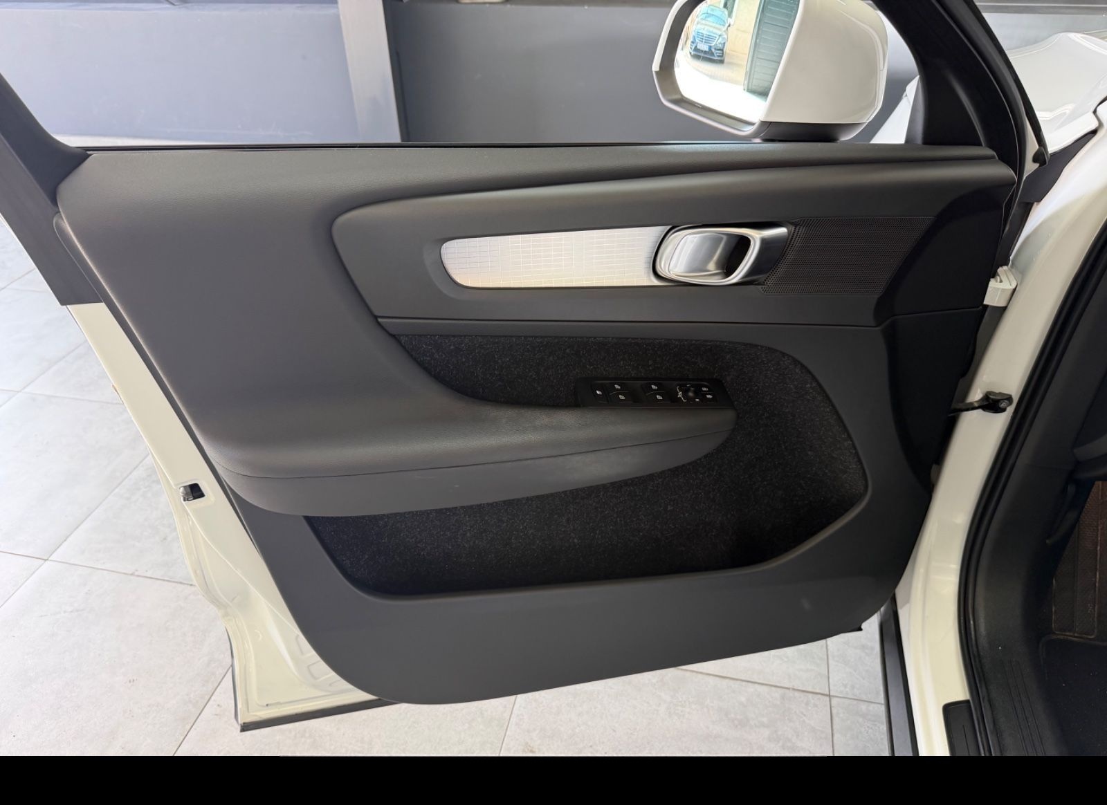 Volvo XC 40 Momentum Pro 2WD Panorama/Led/Tempomat foto 11