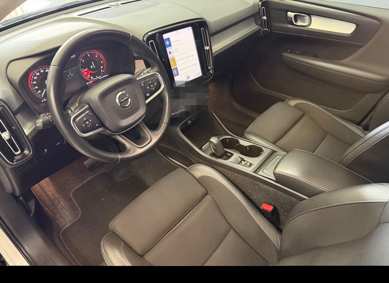 Volvo XC 40 Momentum Pro 2WD Panorama/Led/Tempomat foto 13