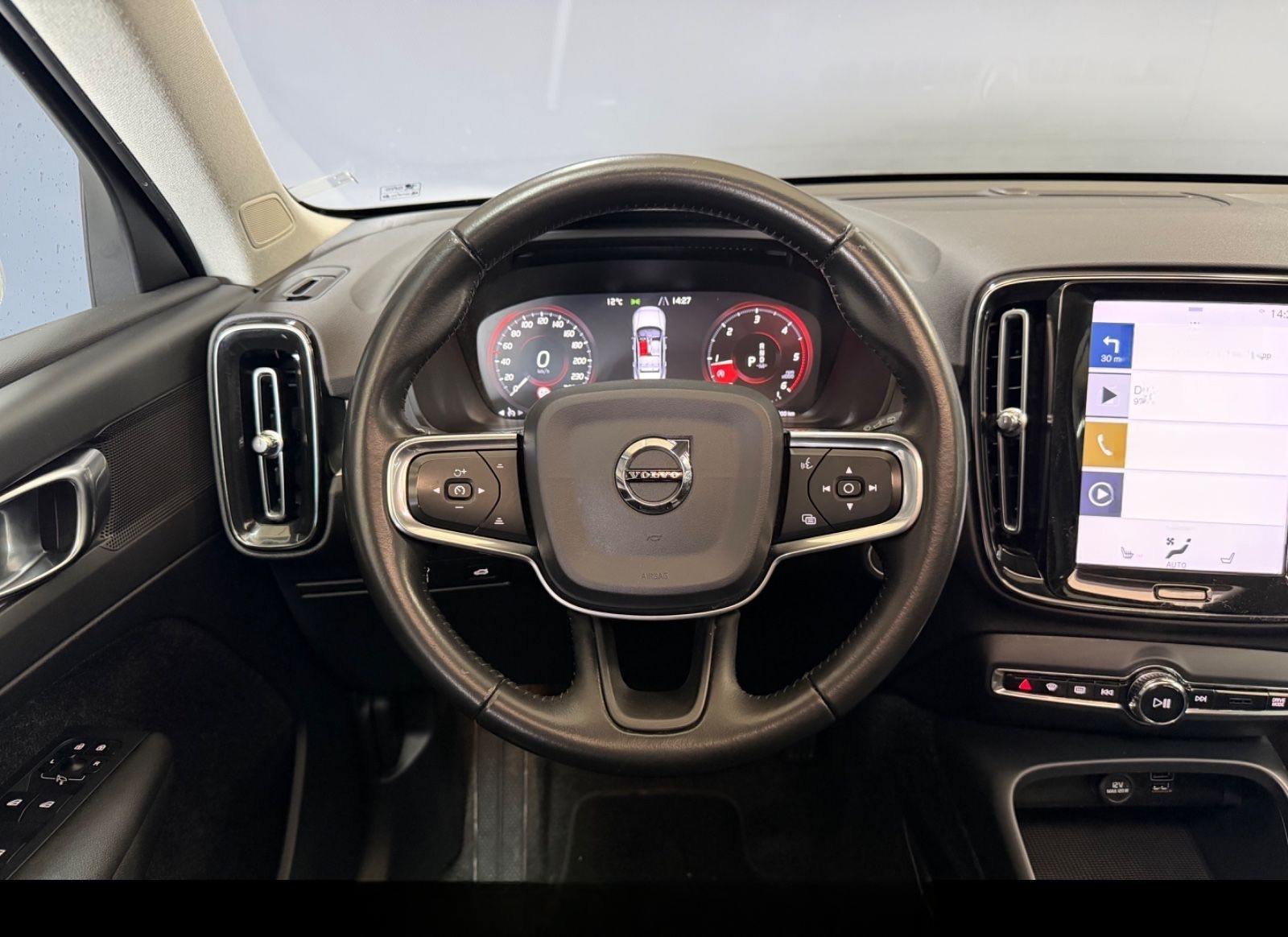 Volvo XC 40 Momentum Pro 2WD Panorama/Led/Tempomat foto 15