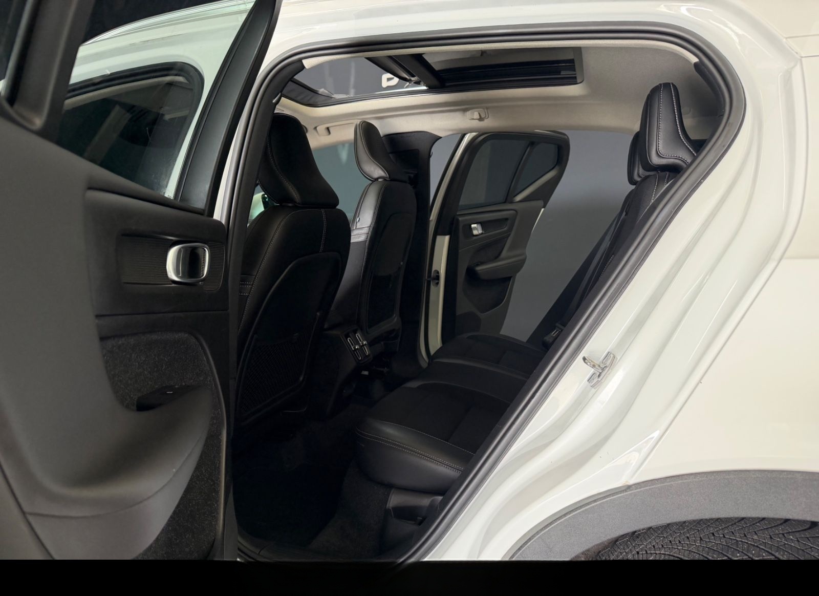 Volvo XC 40 Momentum Pro 2WD Panorama/Led/Tempomat foto 19