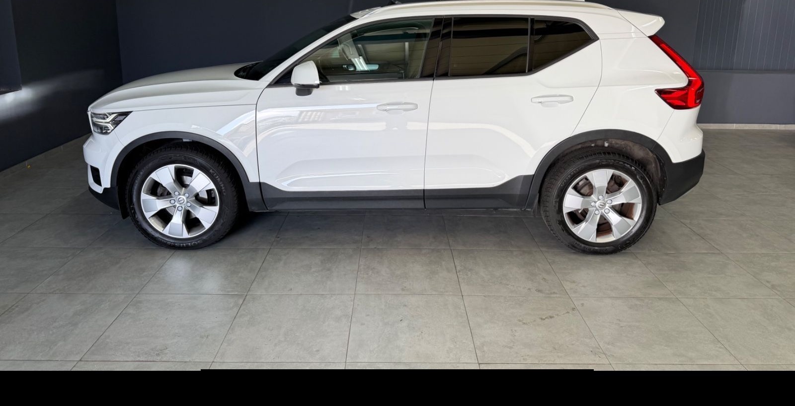 Volvo XC 40 Momentum Pro 2WD Panorama/Led/Tempomat foto 3