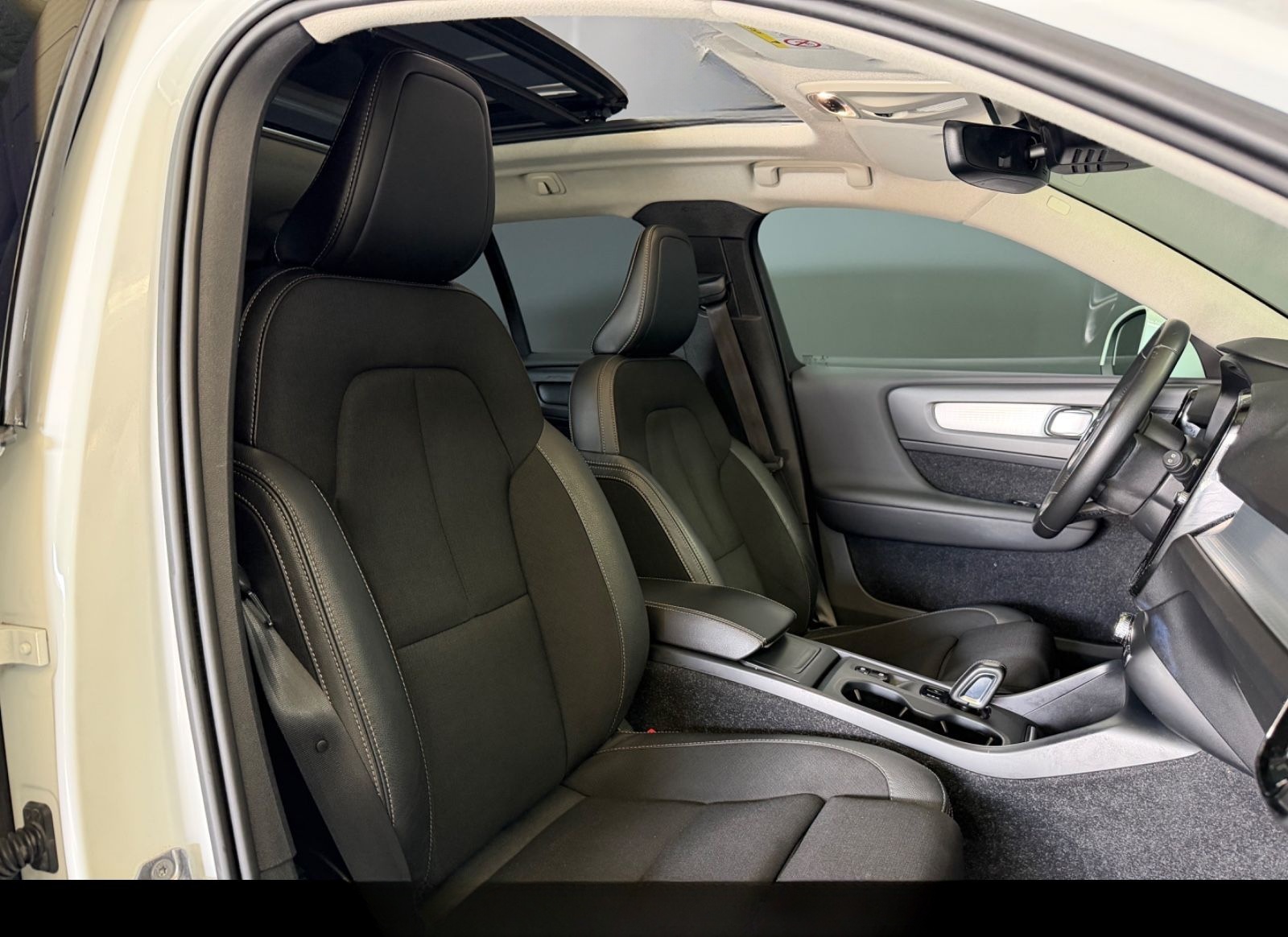 Volvo XC 40 Momentum Pro 2WD Panorama/Led/Tempomat foto 21