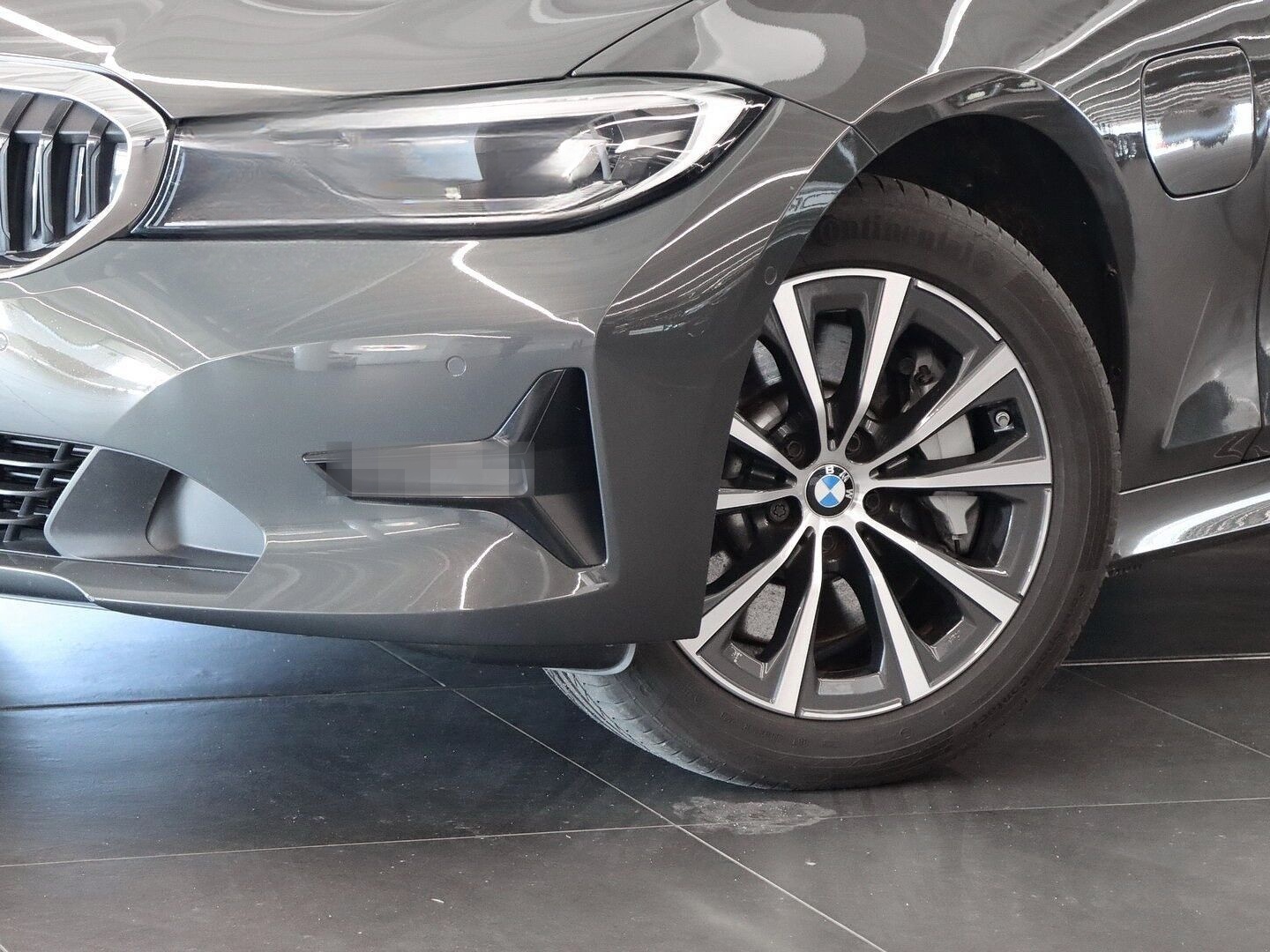 BMW 330e Touring Anhängekupplung foto 4