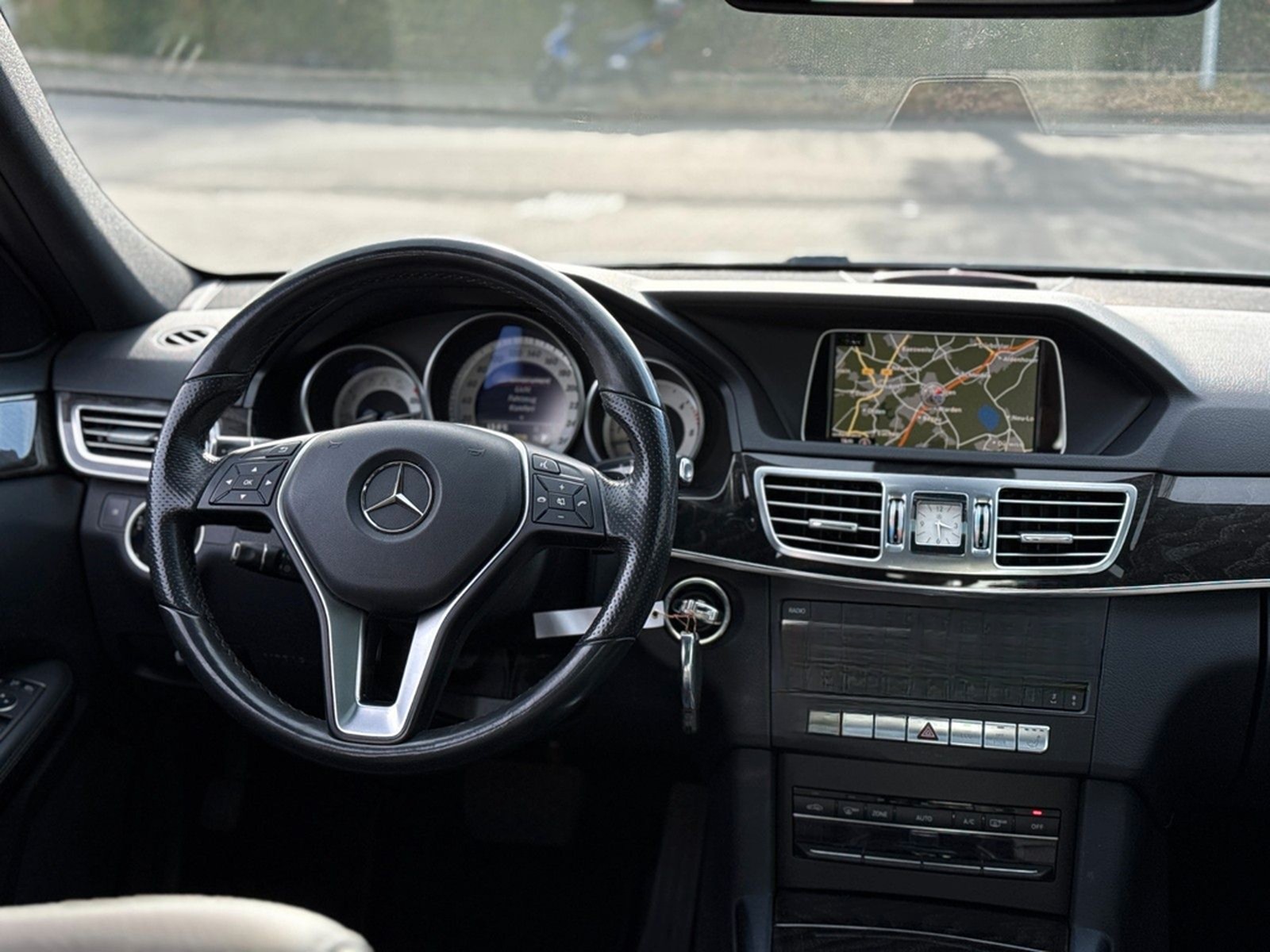 Mercedes-Benz E 350 E BlueTec  Park-Assistent*Abstandstempomat foto 18
