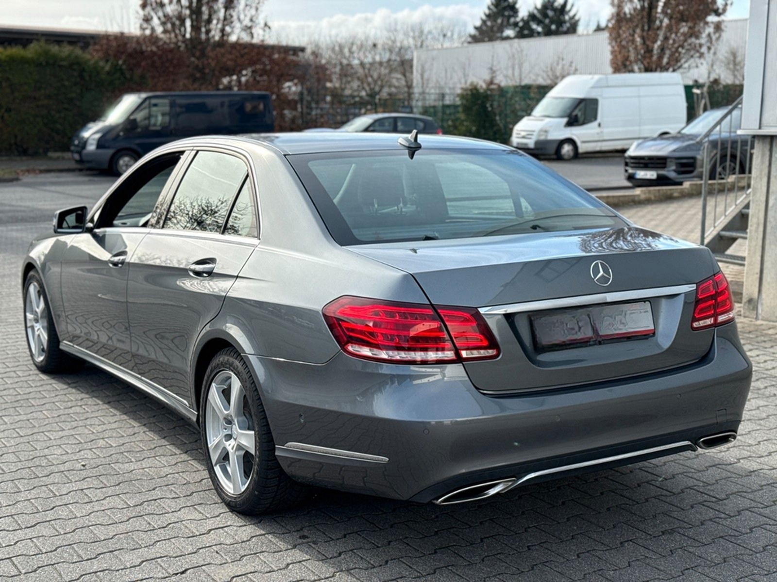 Mercedes-Benz E 350 E BlueTec  Park-Assistent*Abstandstempomat foto 9