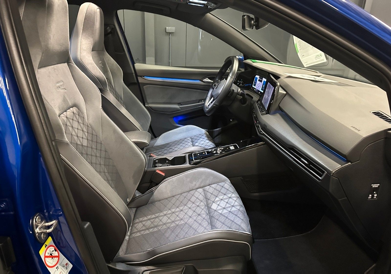 Volkswagen Golf Variant R-Line 4Motion*PANORAMA*AHK*Standhz foto 11
