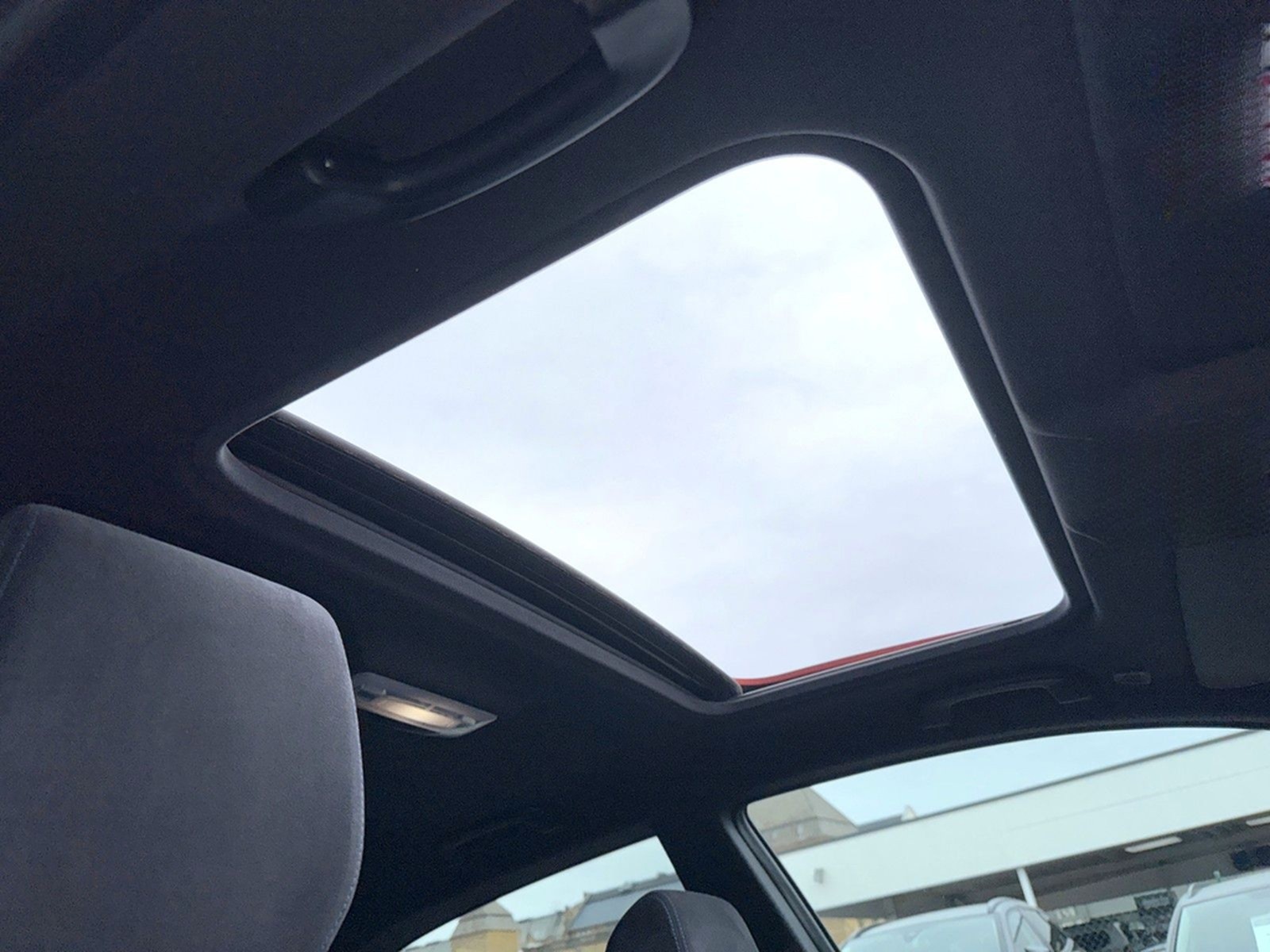 BMW 120 i Lim M Sport *1. HAND*PANO*SITZH*LED*SCHECK foto 18