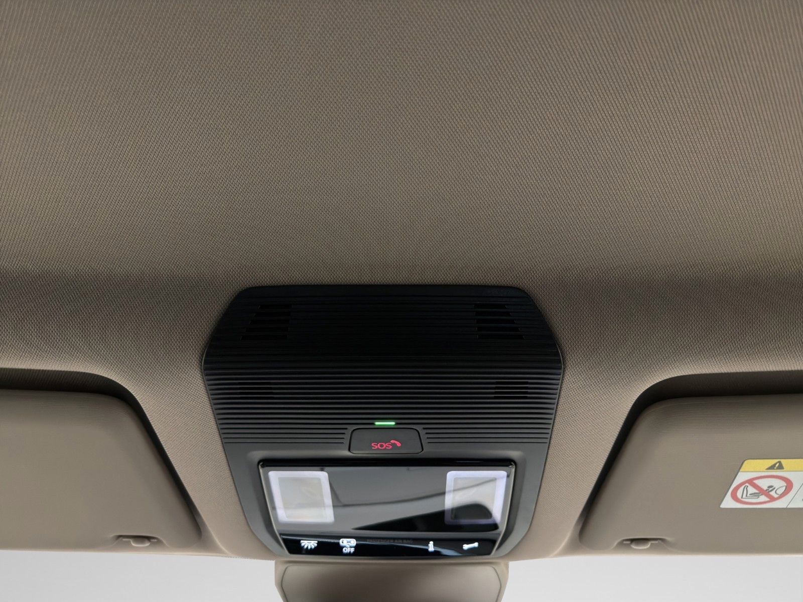 Volkswagen T7 Multivan Life RFK SHZ ACC STHZ EzOp Keyless foto 25