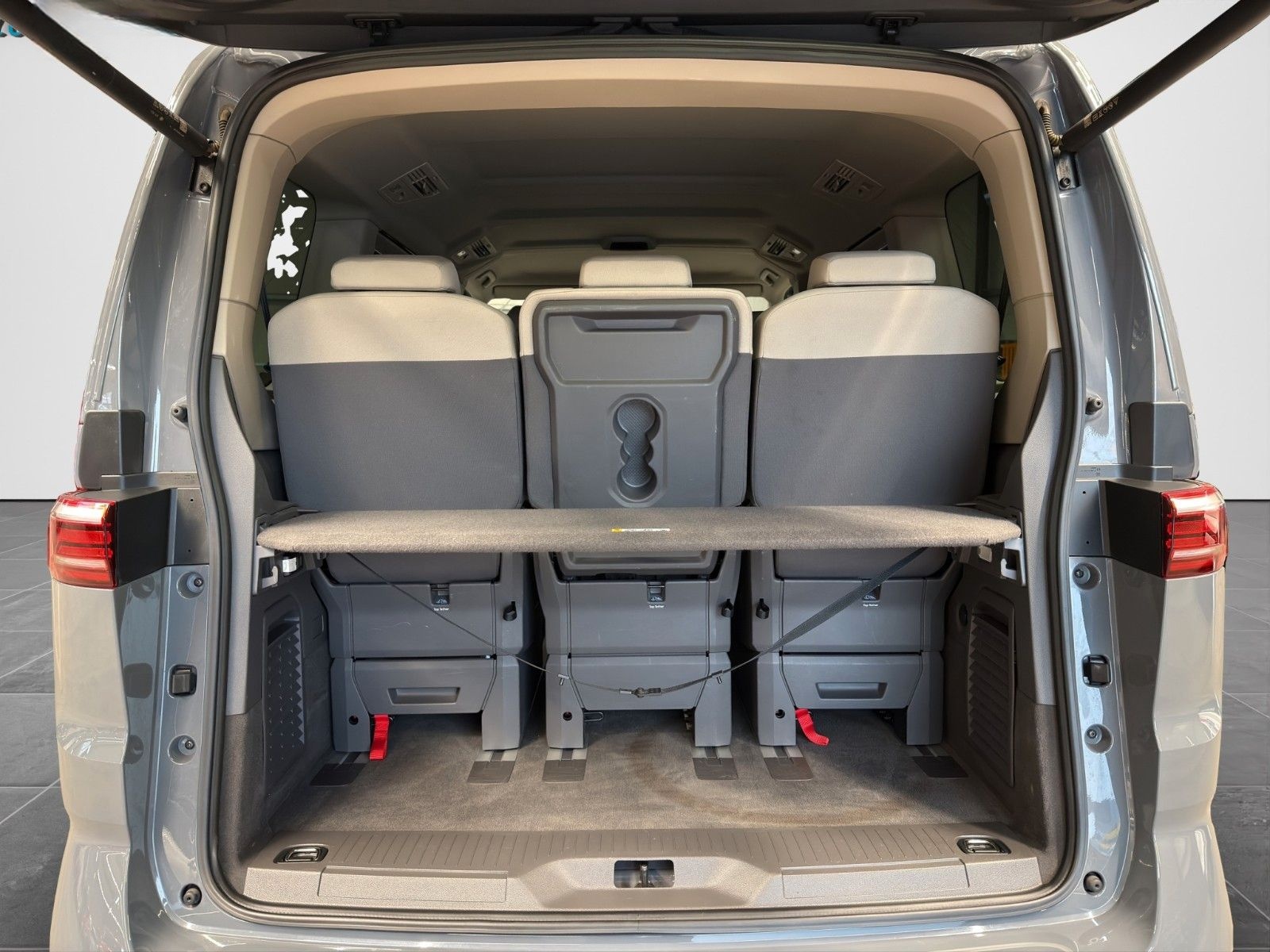 Volkswagen T7 Multivan Life RFK SHZ ACC STHZ EzOp Keyless foto 8