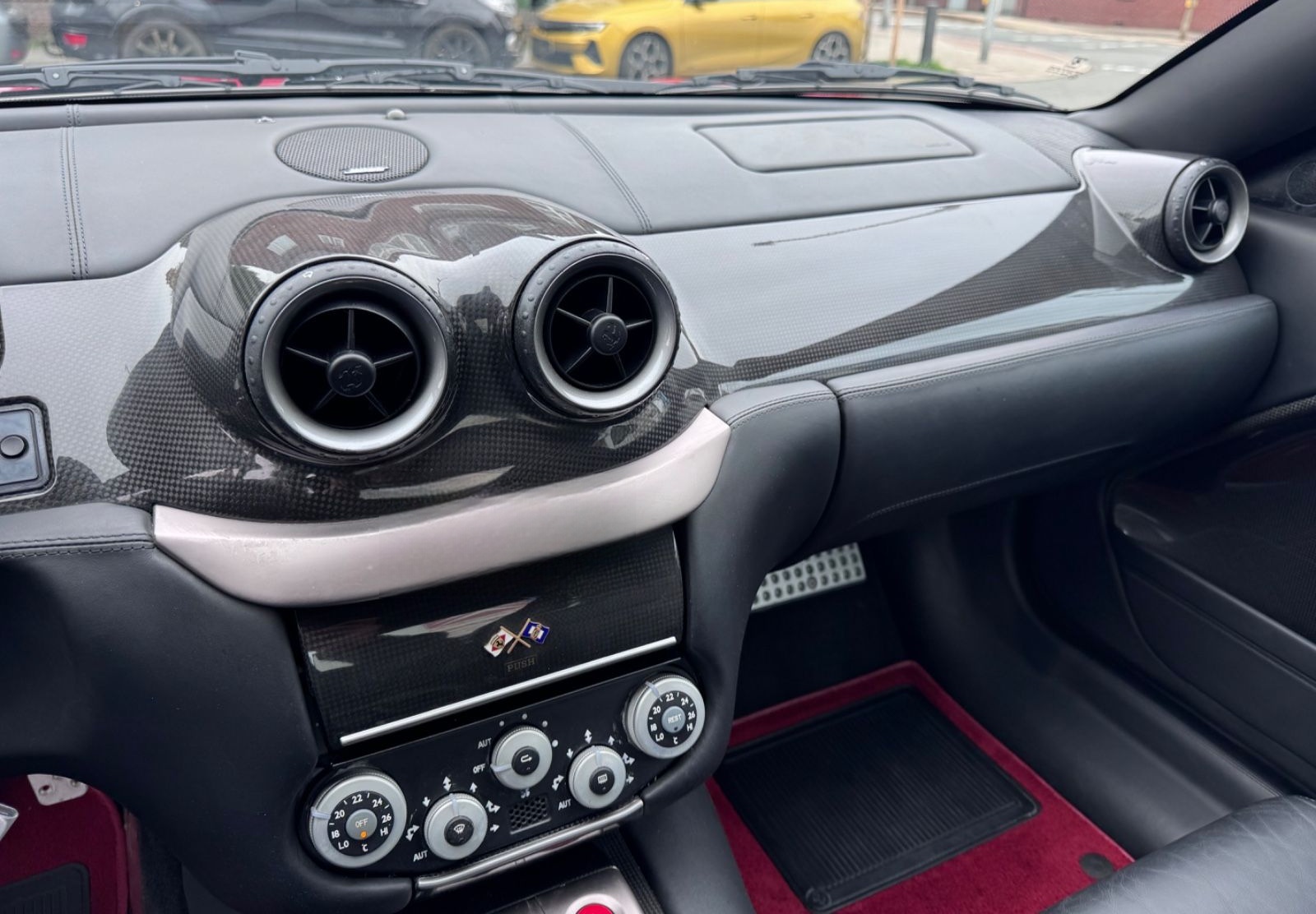 Ferrari 599 GTB Fiorano F1 KERAMIK,CARBON,SERVICE-NEU foto 13