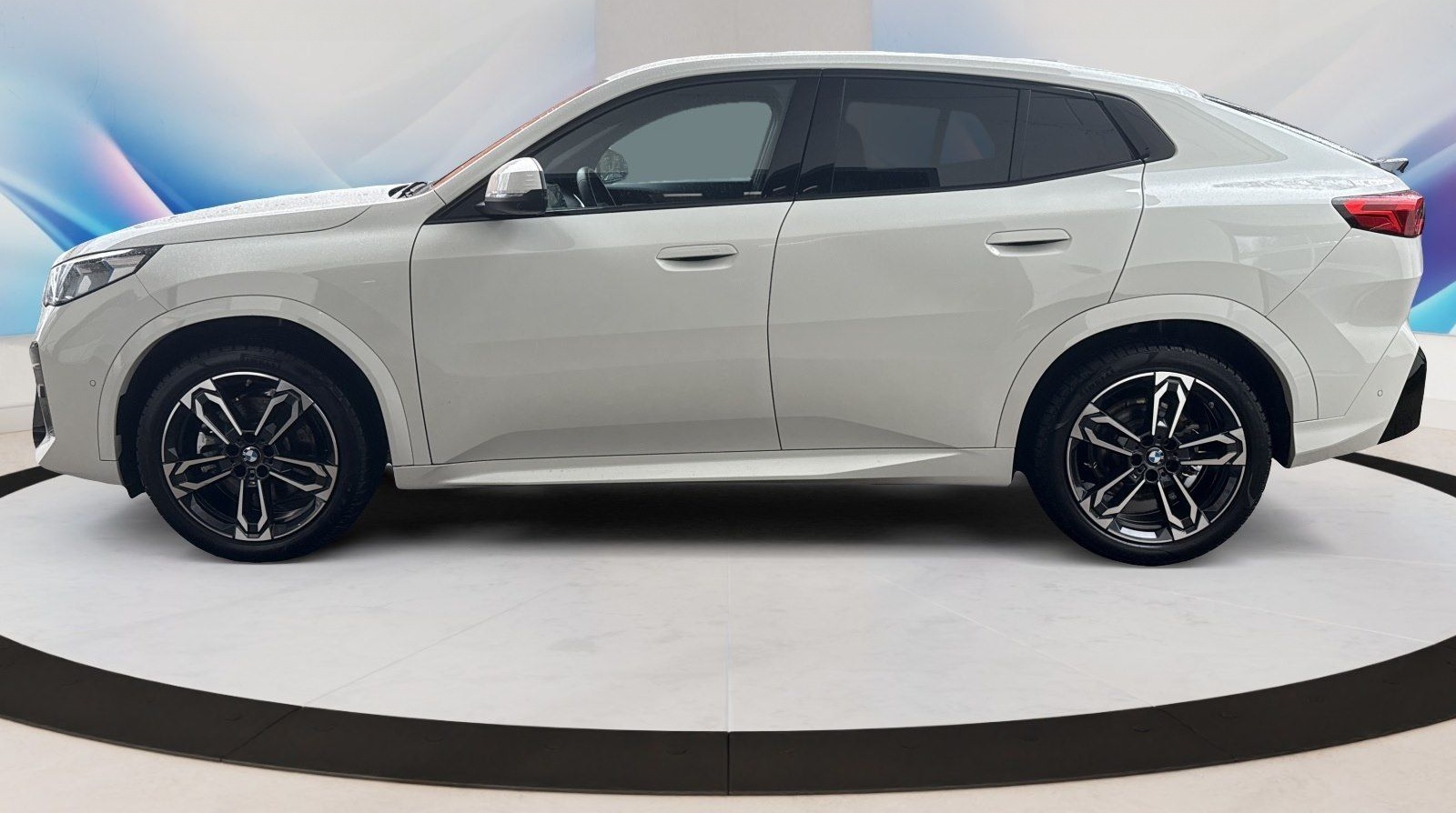 BMW X2 sDrive20i AHK 360° HEAD-UP RFK HIFI LENKRADHZ foto 3