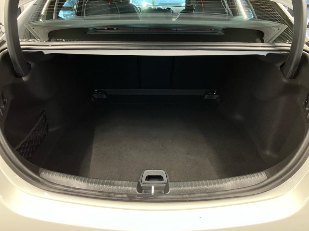 Mercedes-Benz C 200 AMG,LED,AMBIENTE,DISTRONIC,KAMERA,MBUX,CAP foto 9