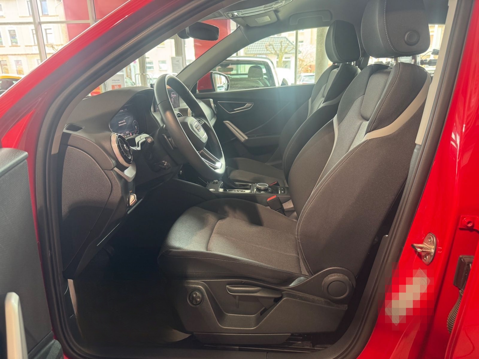 Audi Q2 35 TDI quattro S-line S-tronic Navi Matrix foto 12