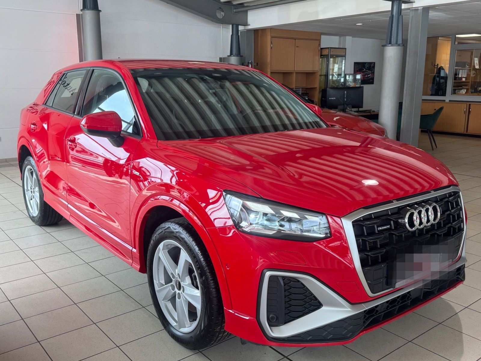 Audi Q2 35 TDI quattro S-line S-tronic Navi Matrix foto 4