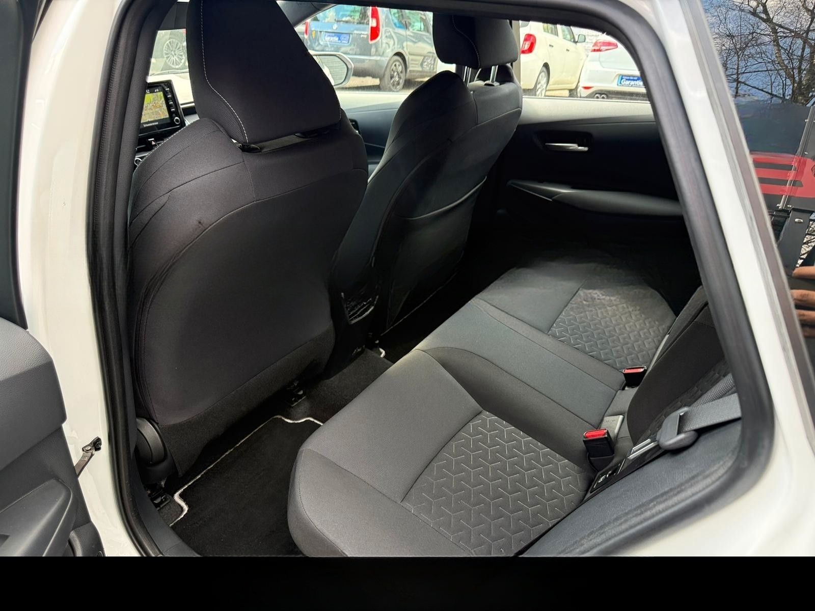 Toyota Corolla Touring Sports Hybrid Business Edition foto 21